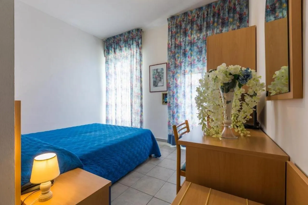 מרינה די צ'צ'ינה Hotel Stella Marina 3*, מרינה די צ'צ'ינה