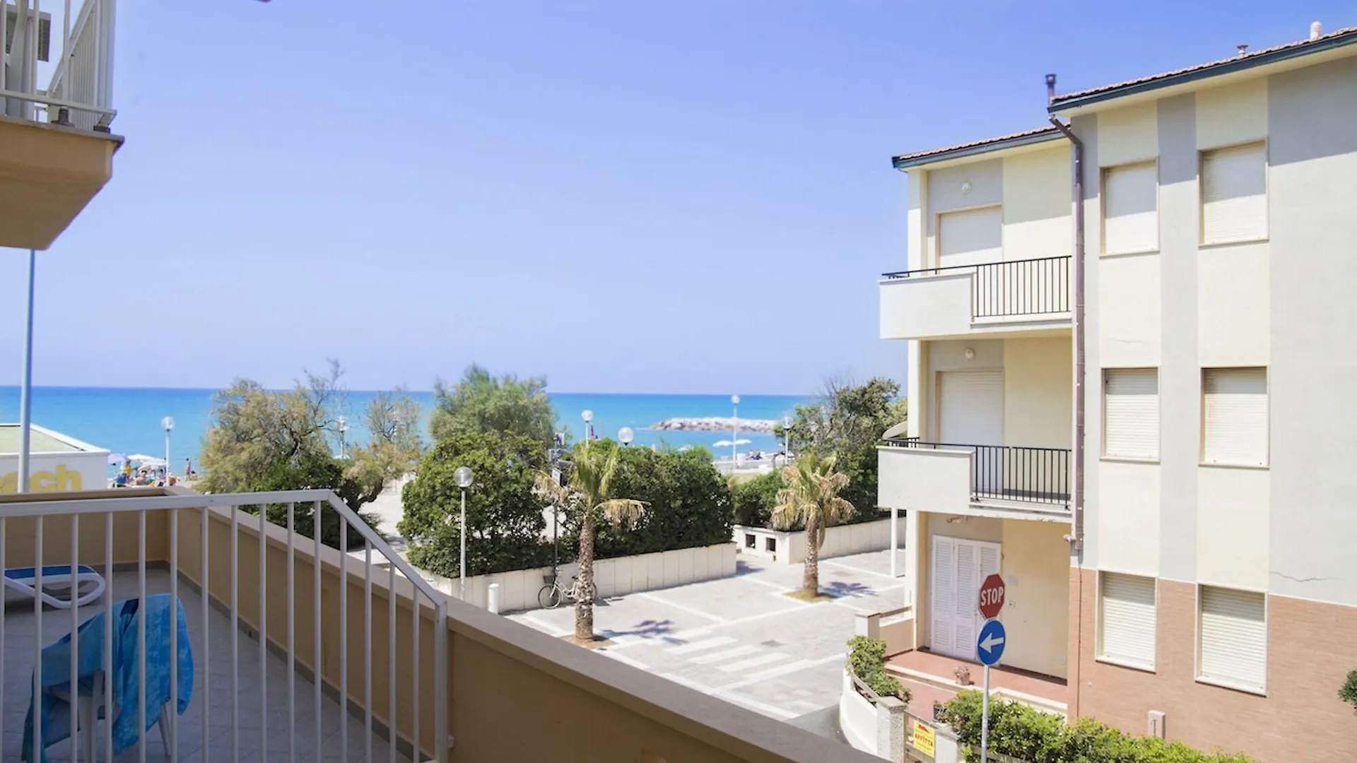 מרינה די צ'צ'ינה Hotel Stella Marina 3*, מרינה די צ'צ'ינה