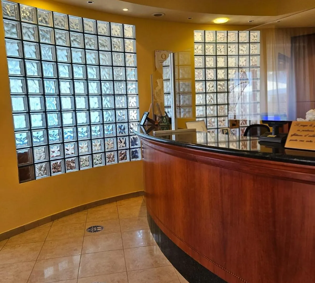 מרינה די צ'צ'ינה Hotel Stella Marina איטליה